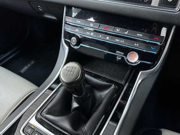 Used Jaguar XF 2017 for sale - 76033594: Photo 21