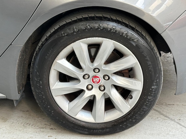 Used Jaguar XF 2017 for sale - 76033594: Photo 28