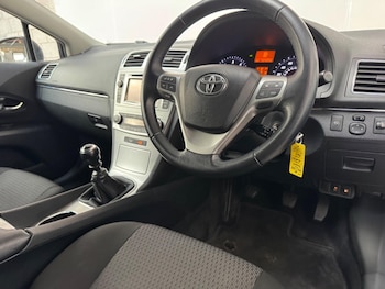 Used Toyota Avensis 2014 for sale - 78088716: Photo