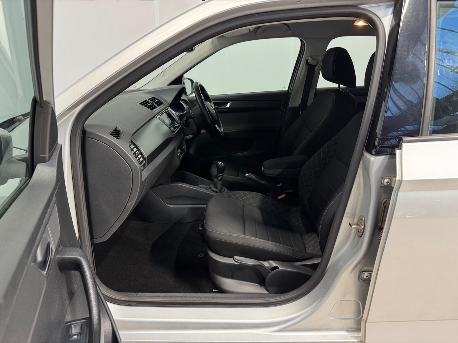 Used Skoda Fabia 2015 for sale - 77099229: Photo 11