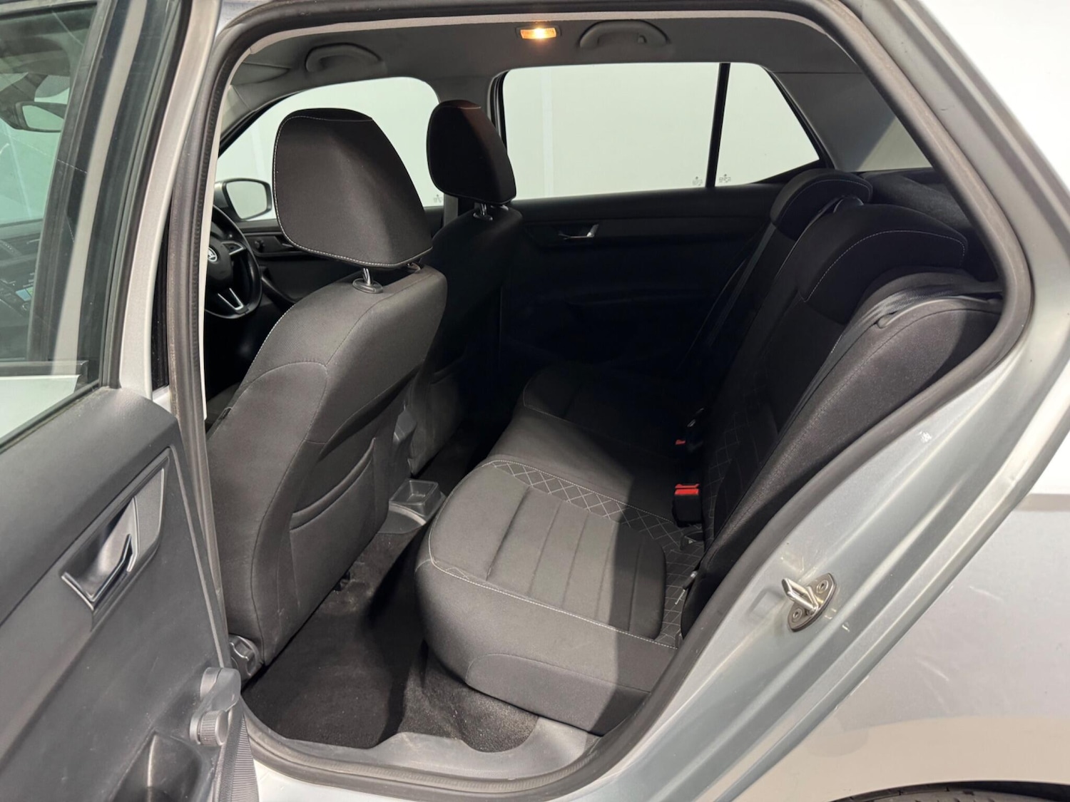 Used Skoda Fabia 2015 for sale - 77099229: Photo 12