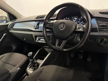 Used Skoda Fabia 2015 for sale - 77099229: Photo