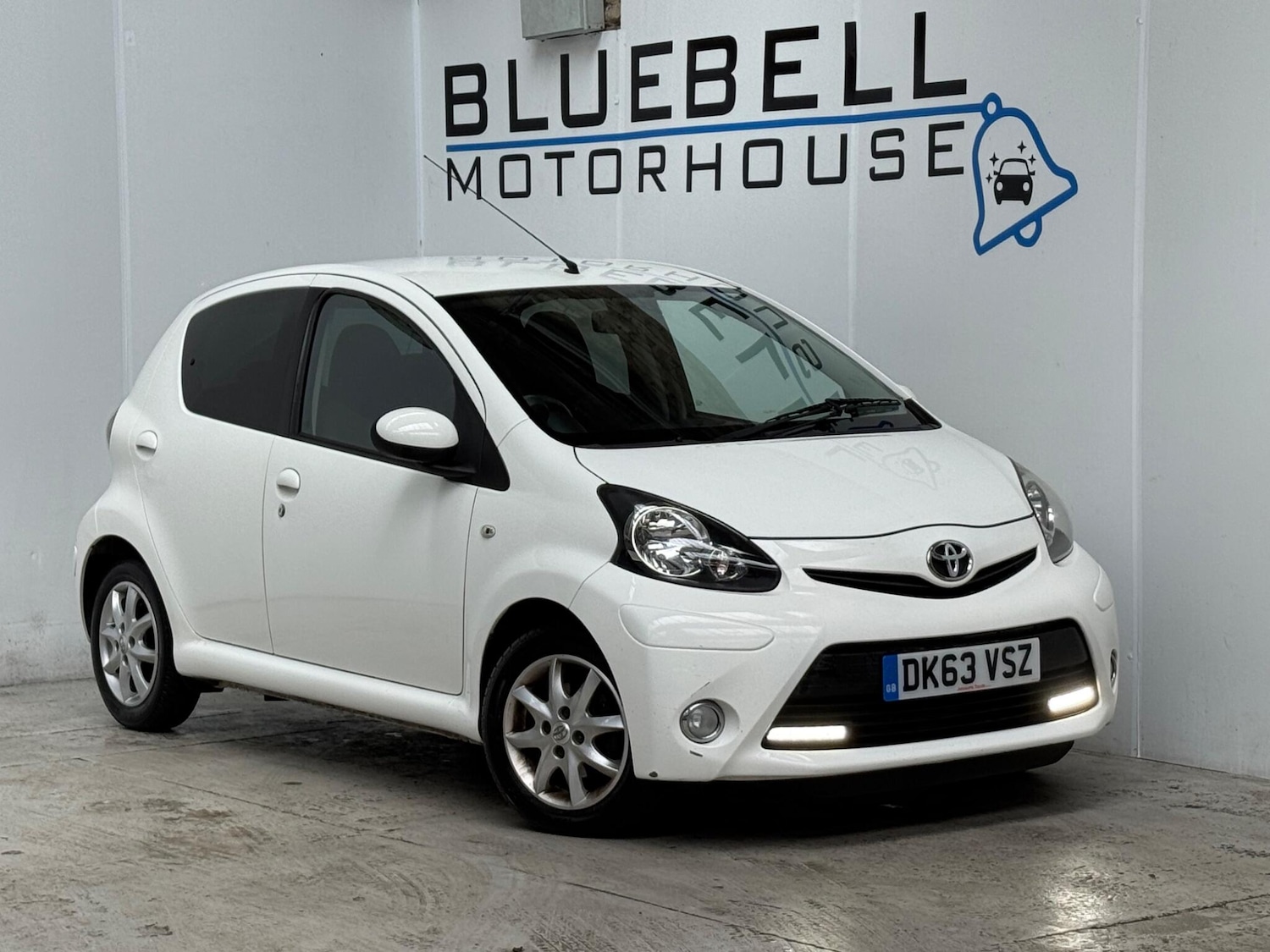 Used Toyota AYGO 2013 for sale - 77698339: Photo 1