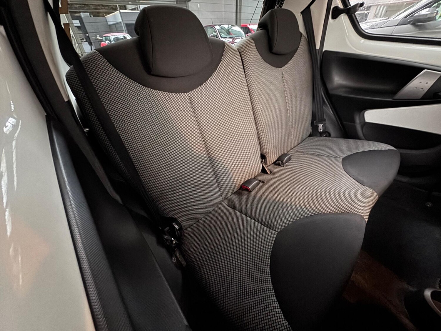 Used Toyota AYGO 2013 for sale - 77698339: Photo 12