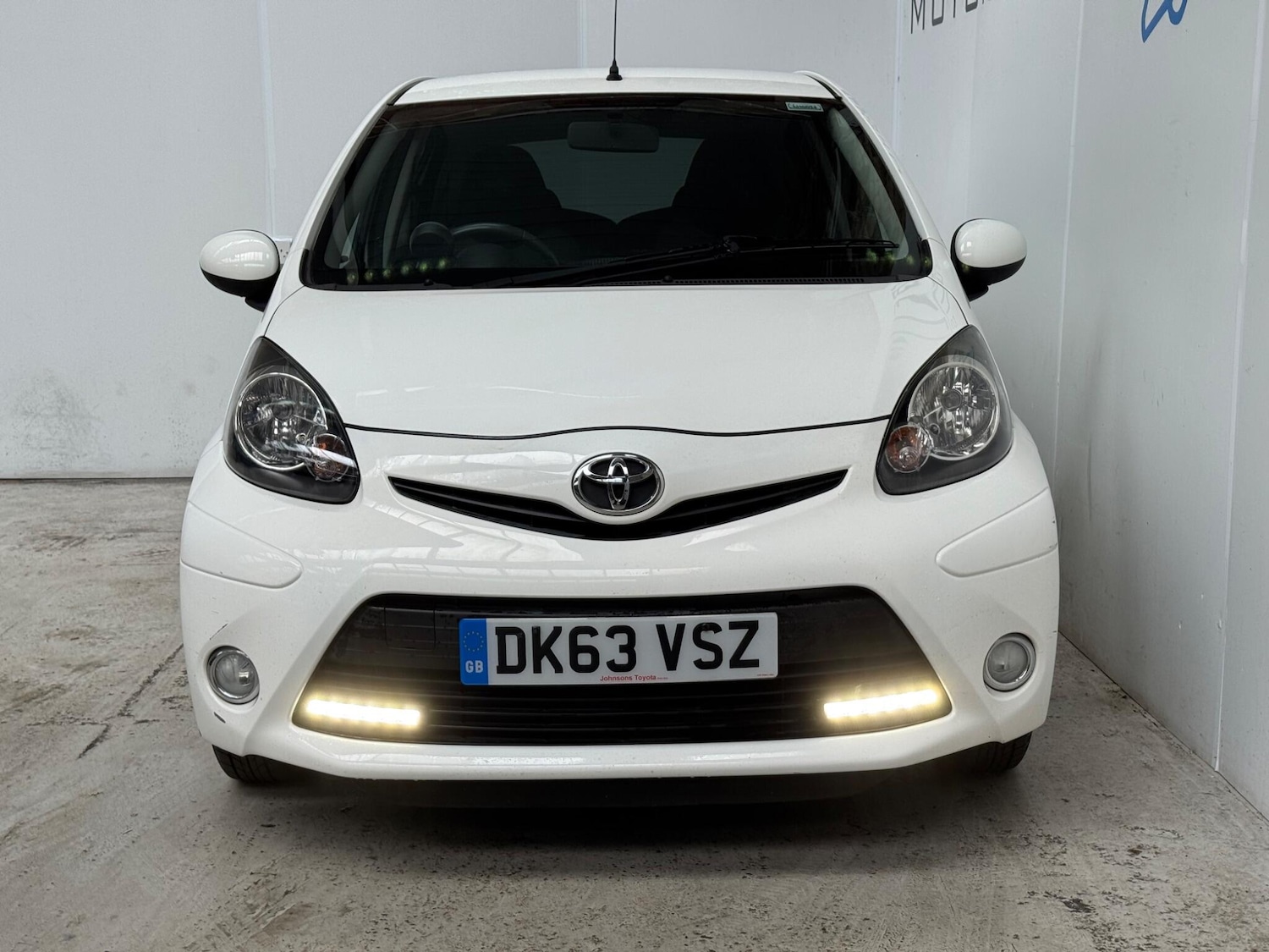 Used Toyota AYGO 2013 for sale - 77698339: Photo 2