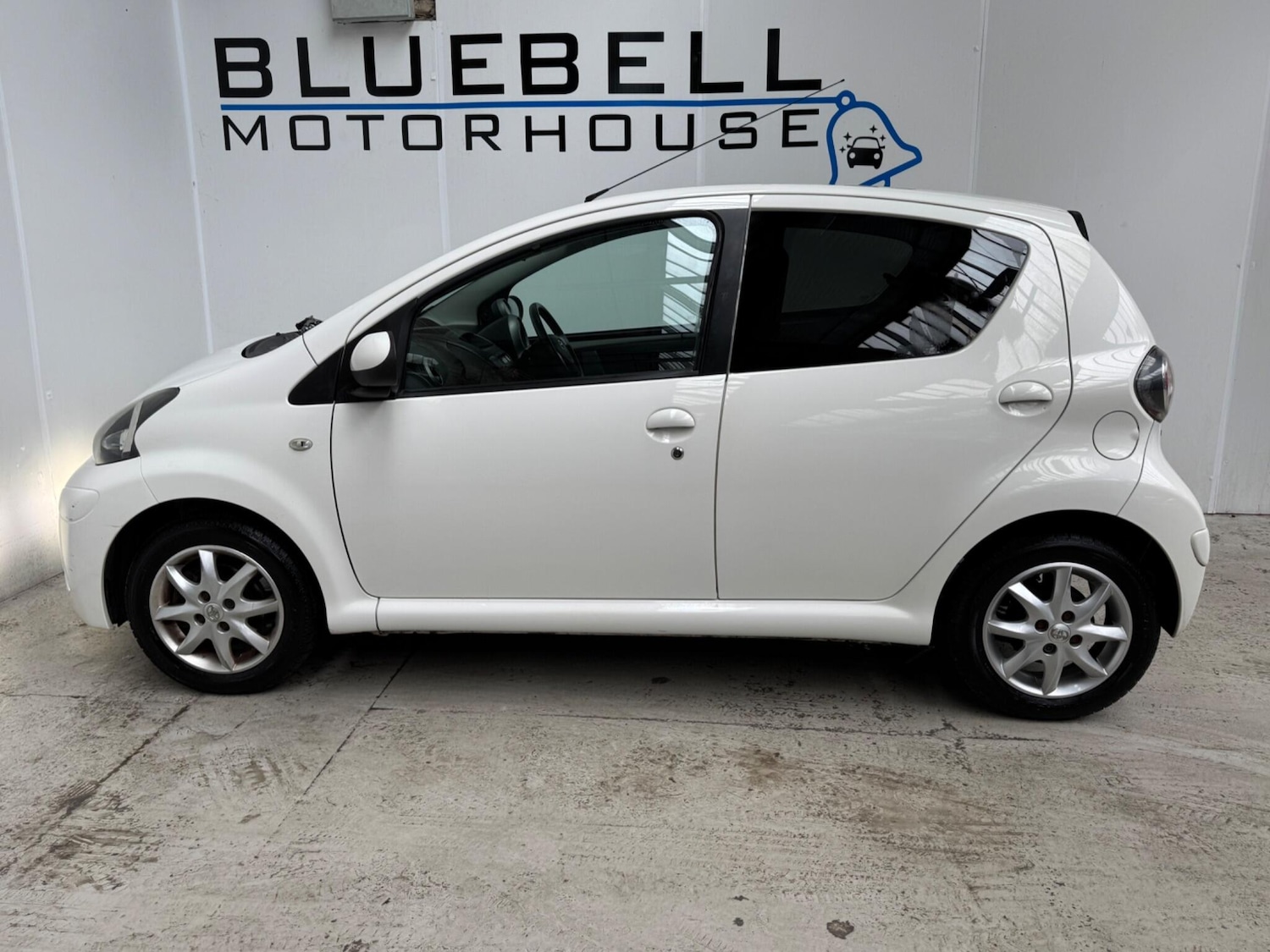 Used Toyota AYGO 2013 for sale - 77698339: Photo 8