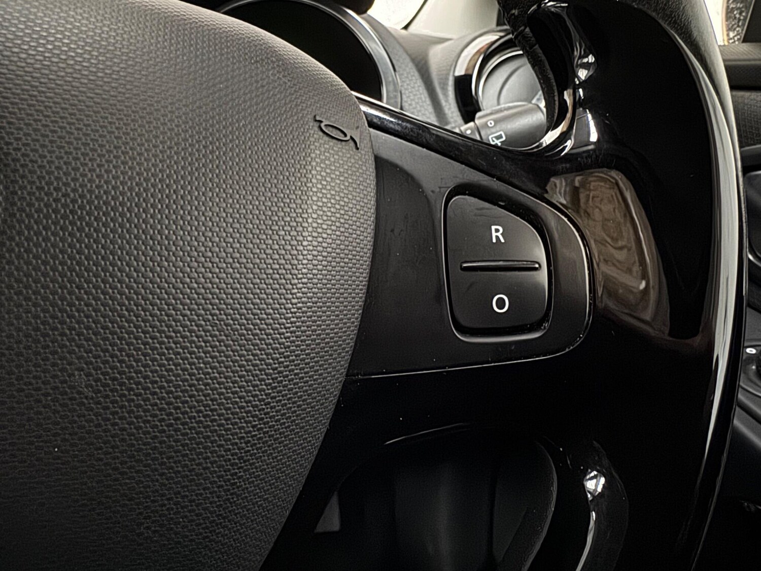 Used Renault Clio 2015 for sale - 78036952: Photo 20