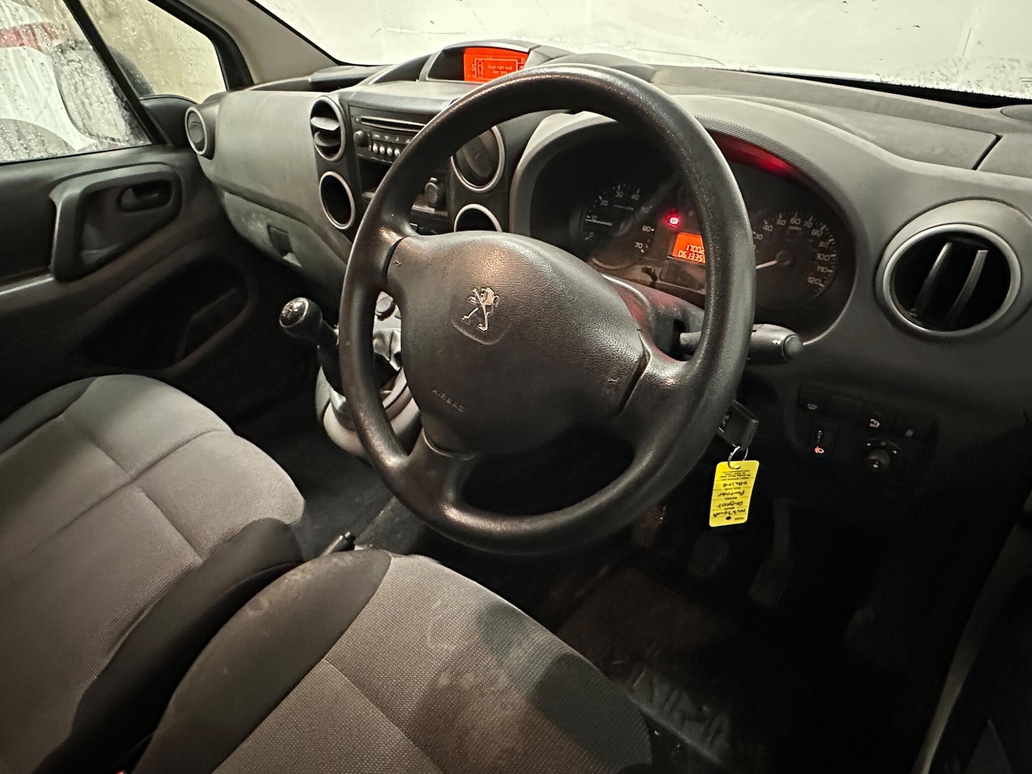 Used Peugeot Partner 2017 for sale - 77389129: Photo 3