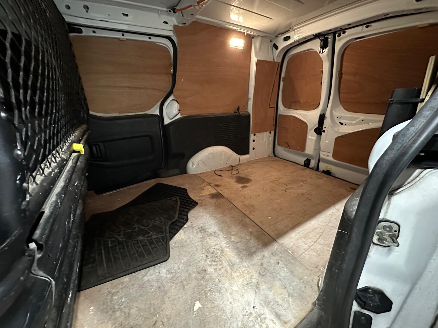 Used Peugeot Partner 2017 for sale - 77389129: Photo 8