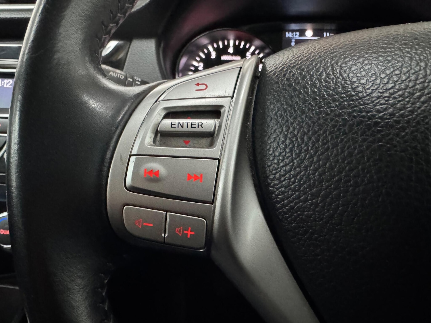 Used Nissan Qashqai 2016 for sale - 77726236: Photo 18