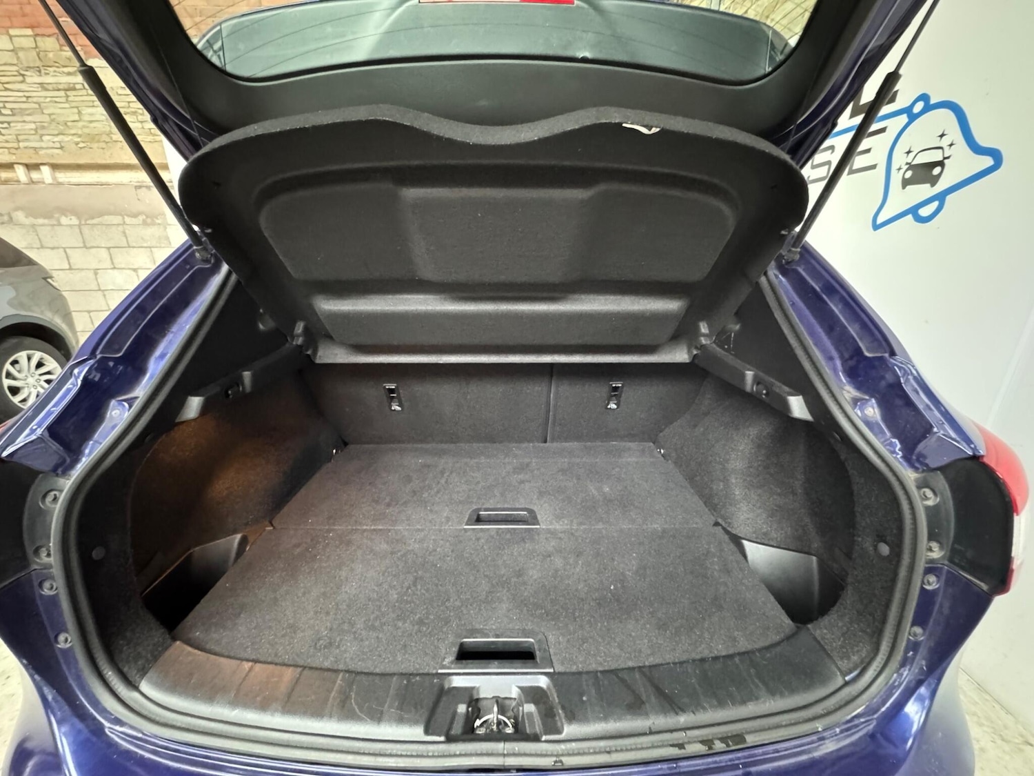 Used Nissan Qashqai 2016 for sale - 77726236: Photo 21