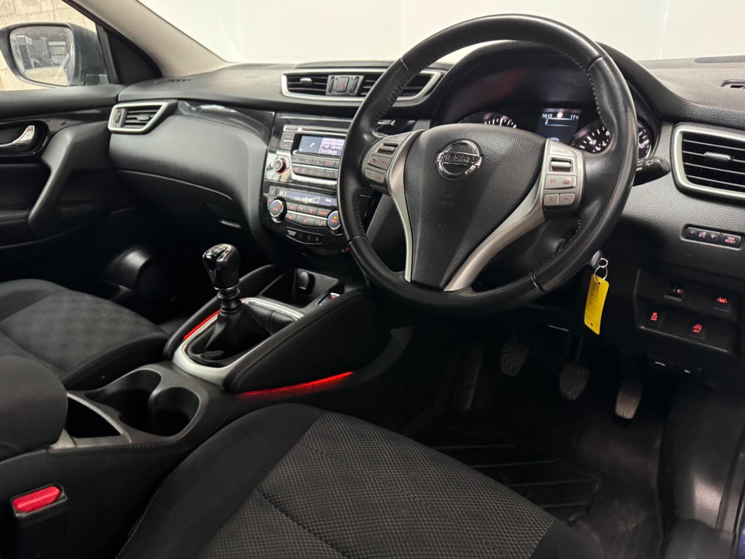 Used Nissan Qashqai 2016 for sale - 77726236: Photo 4