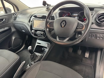 Used Renault Captur 2016 for sale - 78952253: Photo