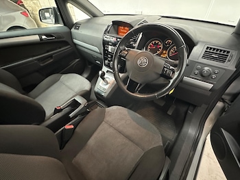 Used Vauxhall Zafira 2010 for sale - 76297372: Photo 3