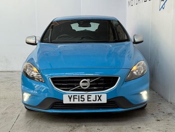 Used Volvo V40 2015 for sale - 79389869: Photo