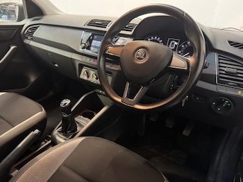 Used Skoda Fabia 2015 for sale - 76804253: Photo