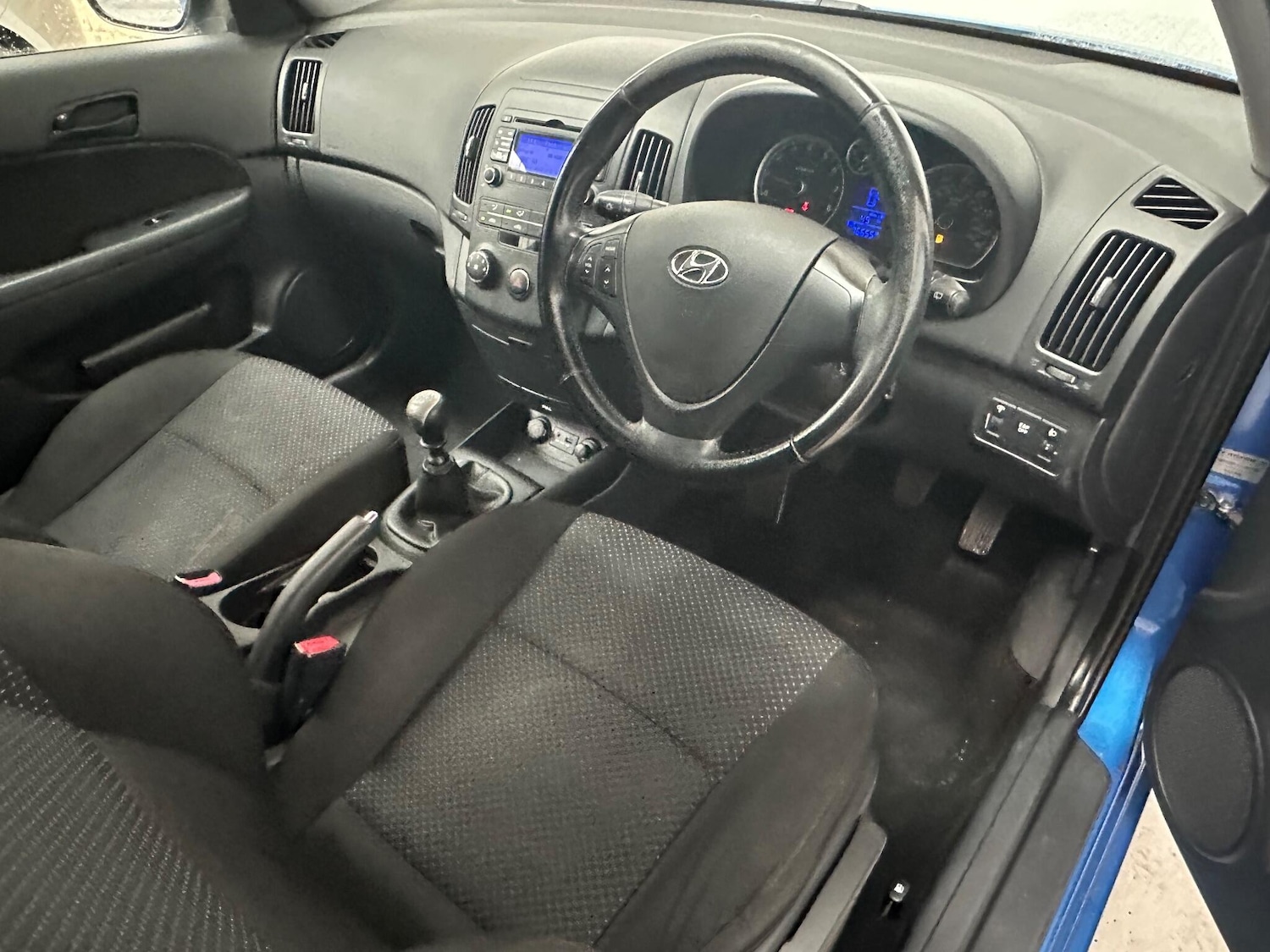 Used Hyundai i30 2010 for sale - 76338685: Photo 3