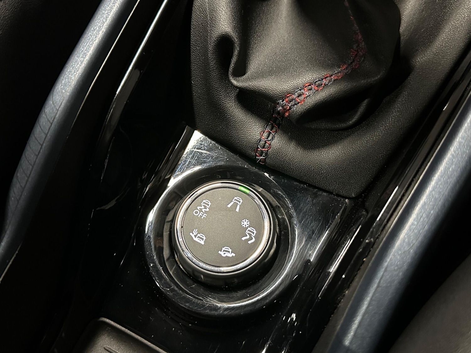 Used Peugeot 2008 2015 for sale - 77457959: Photo 22