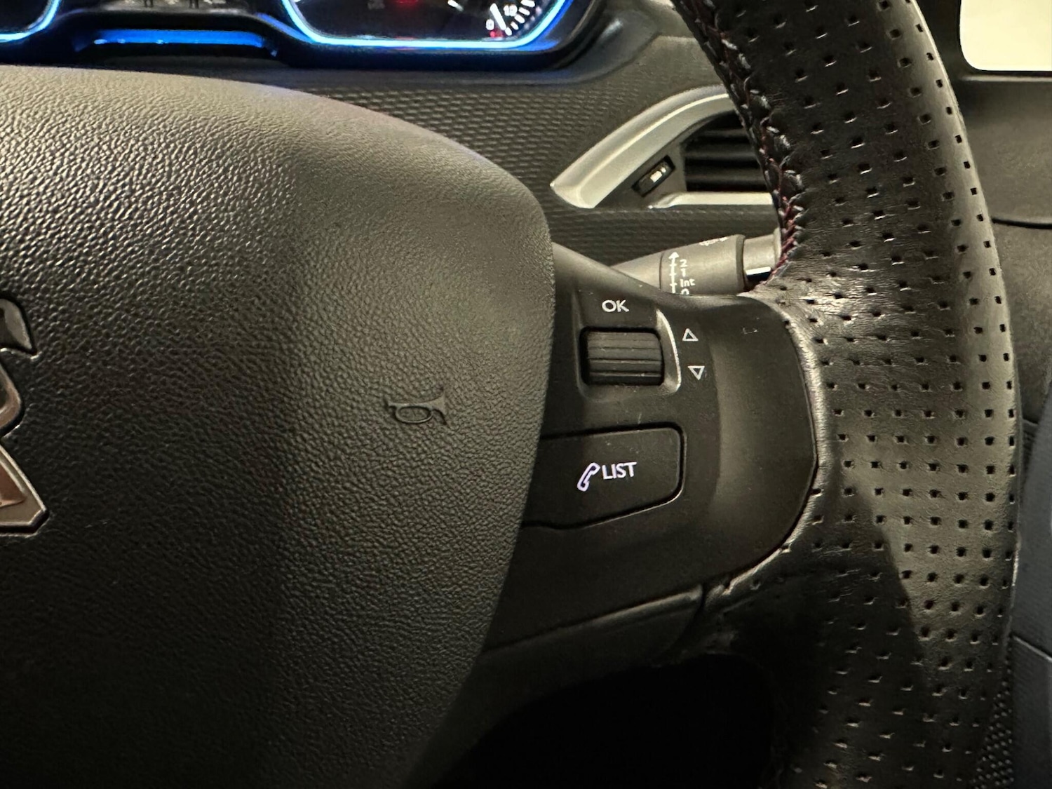 Used Peugeot 2008 2015 for sale - 77457959: Photo 23