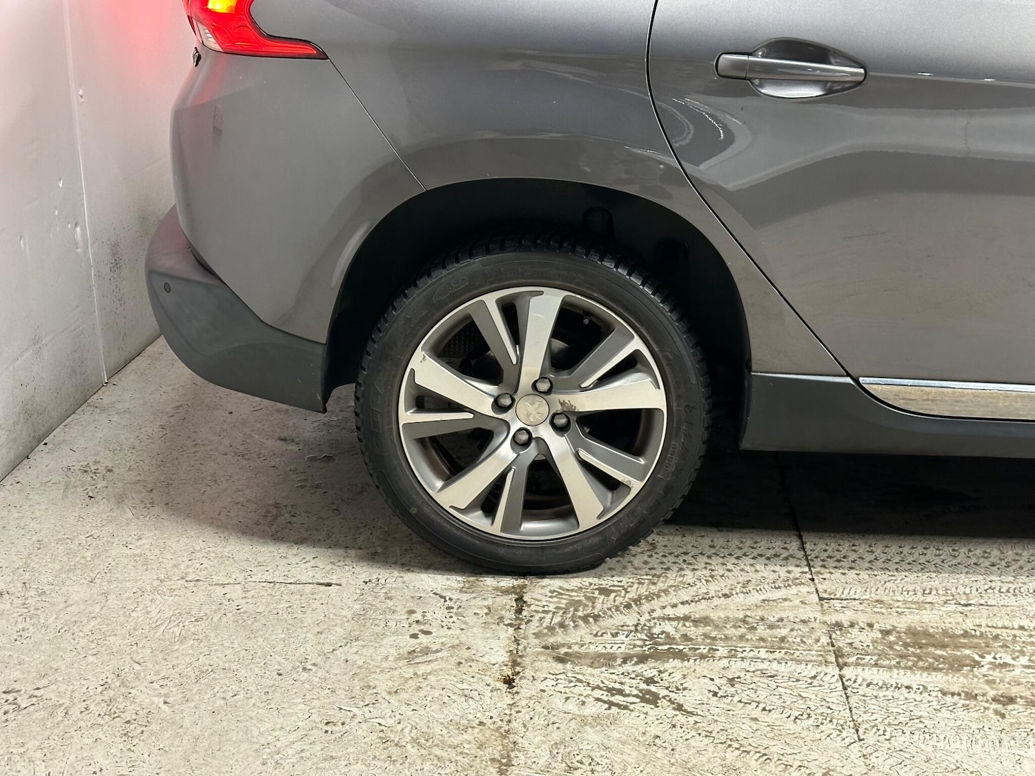 Used Peugeot 2008 2015 for sale - 77457959: Photo 33