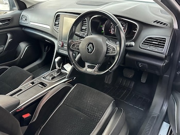 Used Renault Megane 2017 for sale - 78860713: Photo