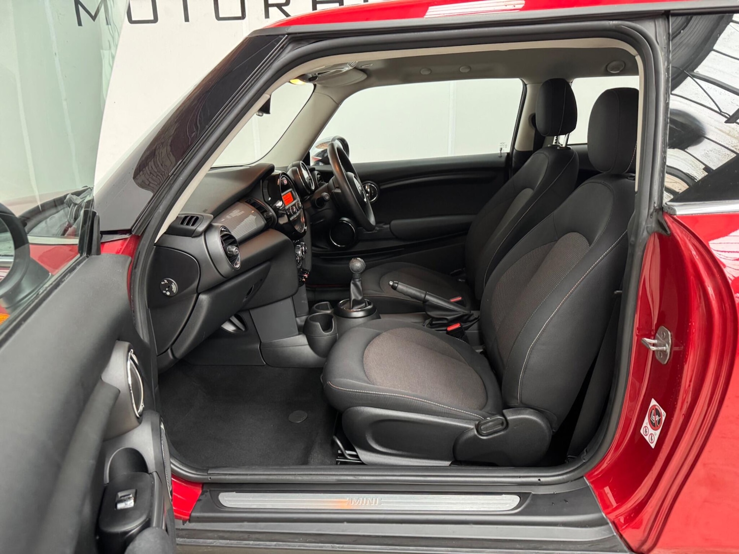 Used MINI Hatch 2015 for sale - 77698335: Photo 10