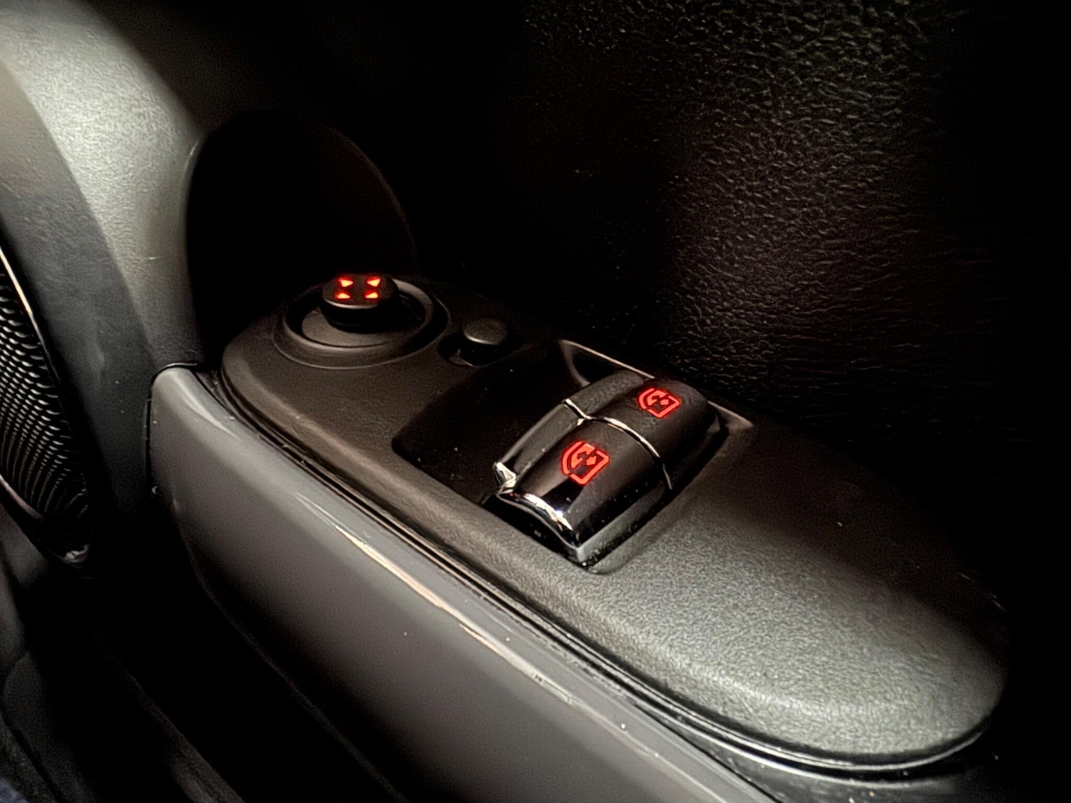 Used MINI Hatch 2015 for sale - 77698335: Photo 19