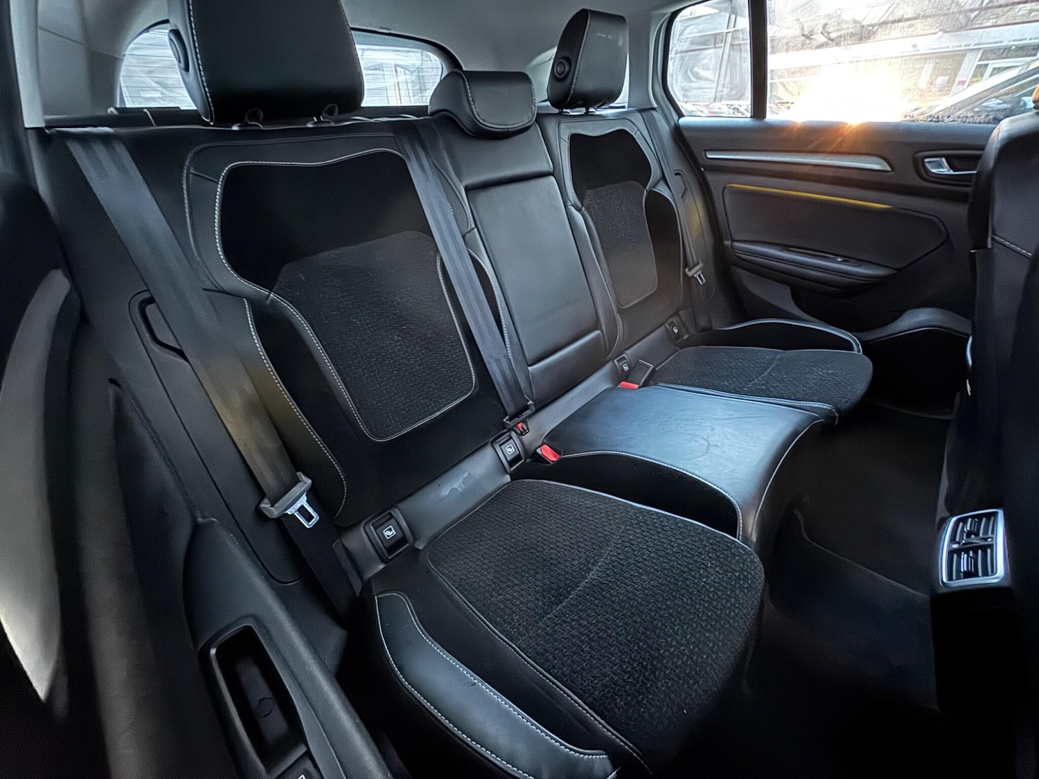 Used Renault Megane 2017 for sale - 77232332: Photo 11