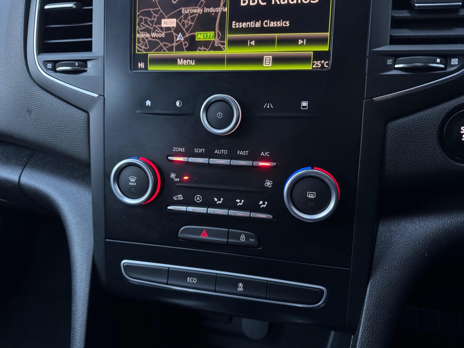 Used Renault Megane 2017 for sale - 77232332: Photo 19