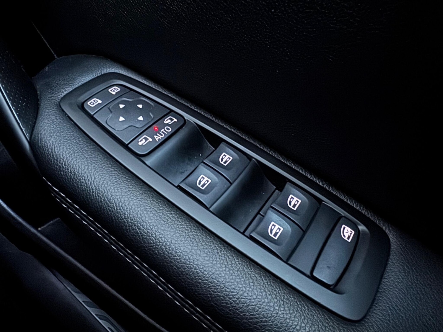 Used Renault Megane 2017 for sale - 77232332: Photo 24