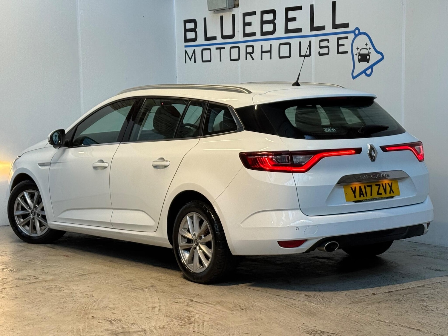 Used Renault Megane 2017 for sale - 77232332: Photo 5