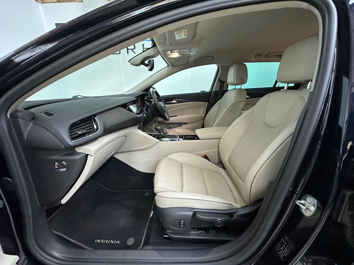 Used Vauxhall Insignia 2018 for sale - 78049908: Photo 10