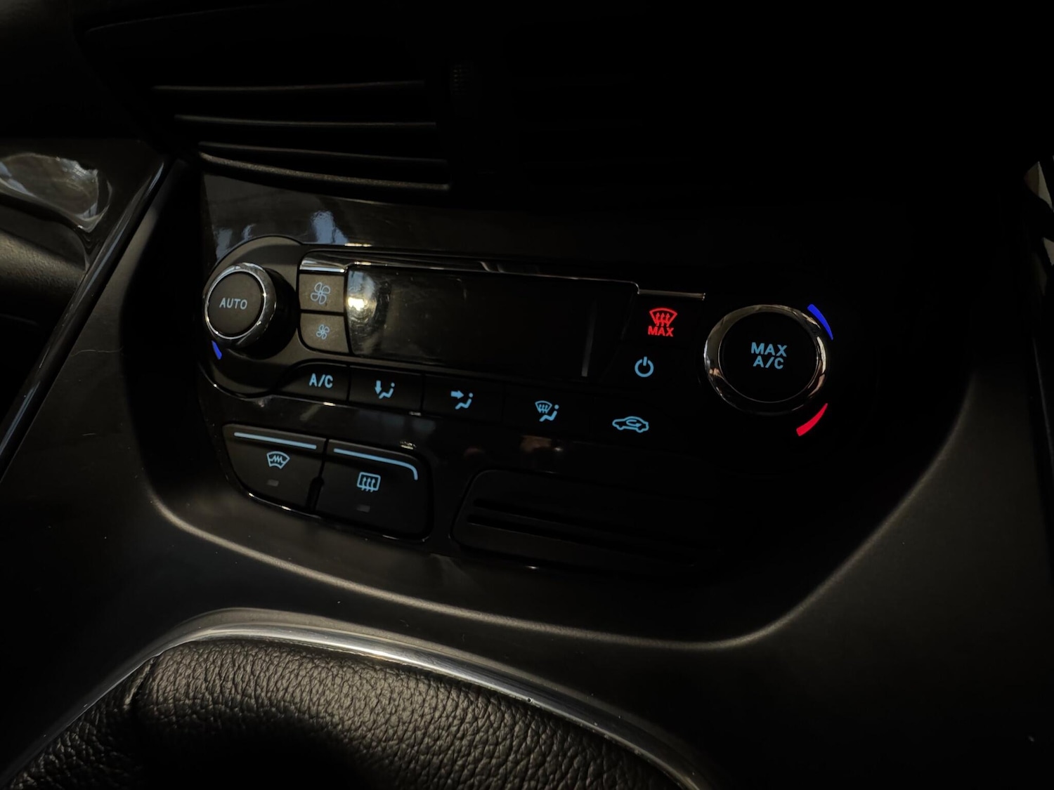 Used Ford Kuga 2014 for sale - 76543142: Photo 18