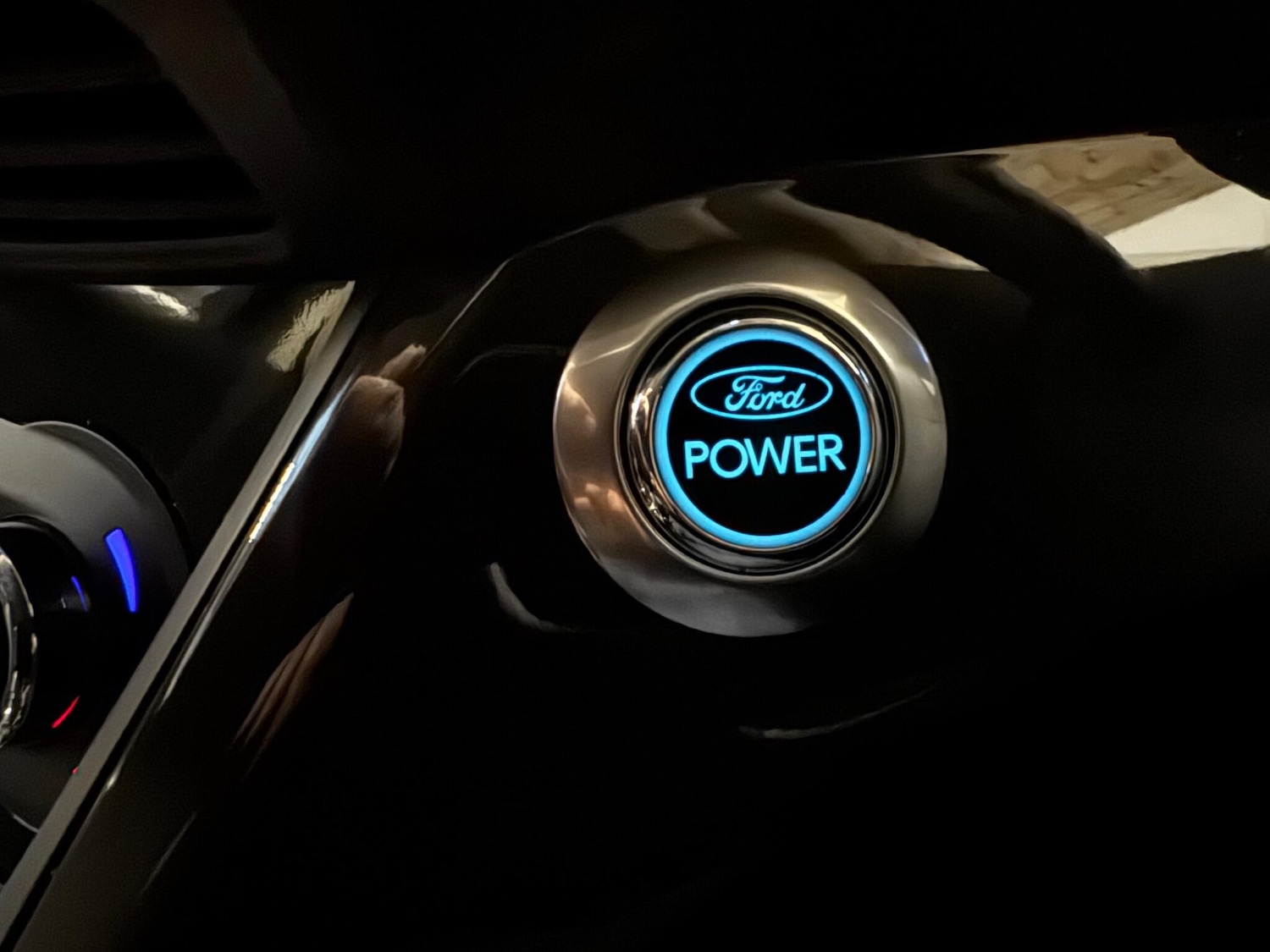 Used Ford Kuga 2014 for sale - 76543142: Photo 19