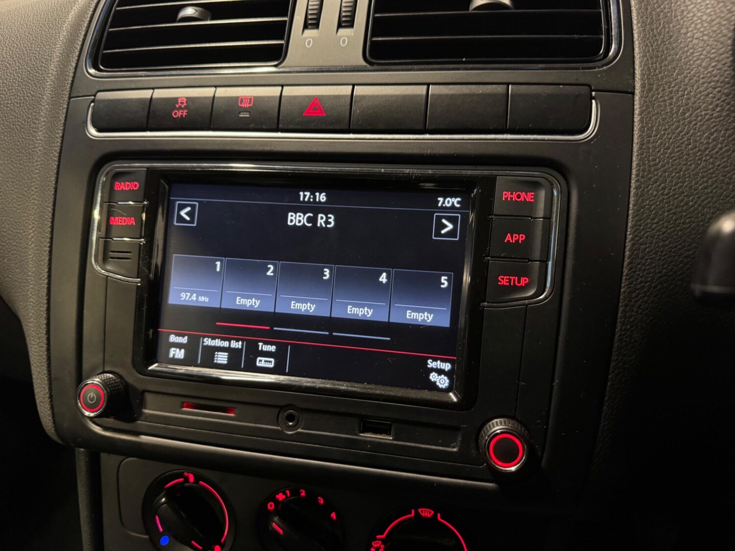 Used Volkswagen Polo 2014 for sale - 77526273: Photo 14