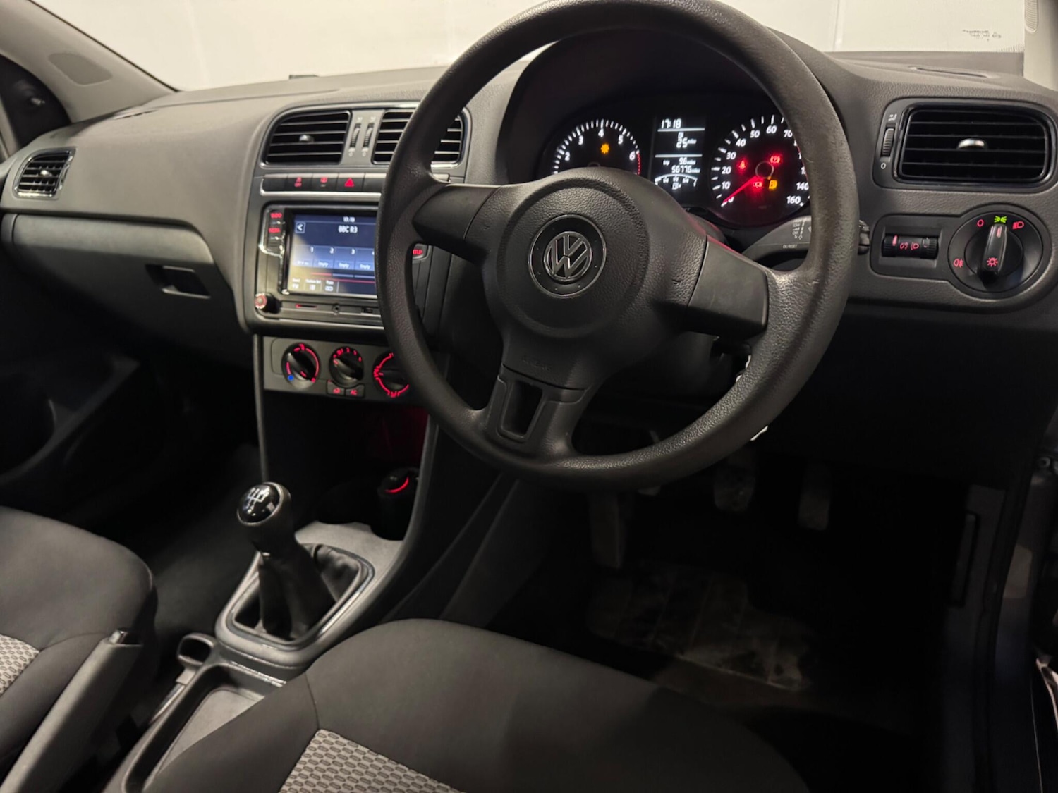 Used Volkswagen Polo 2014 for sale - 77526273: Photo 4