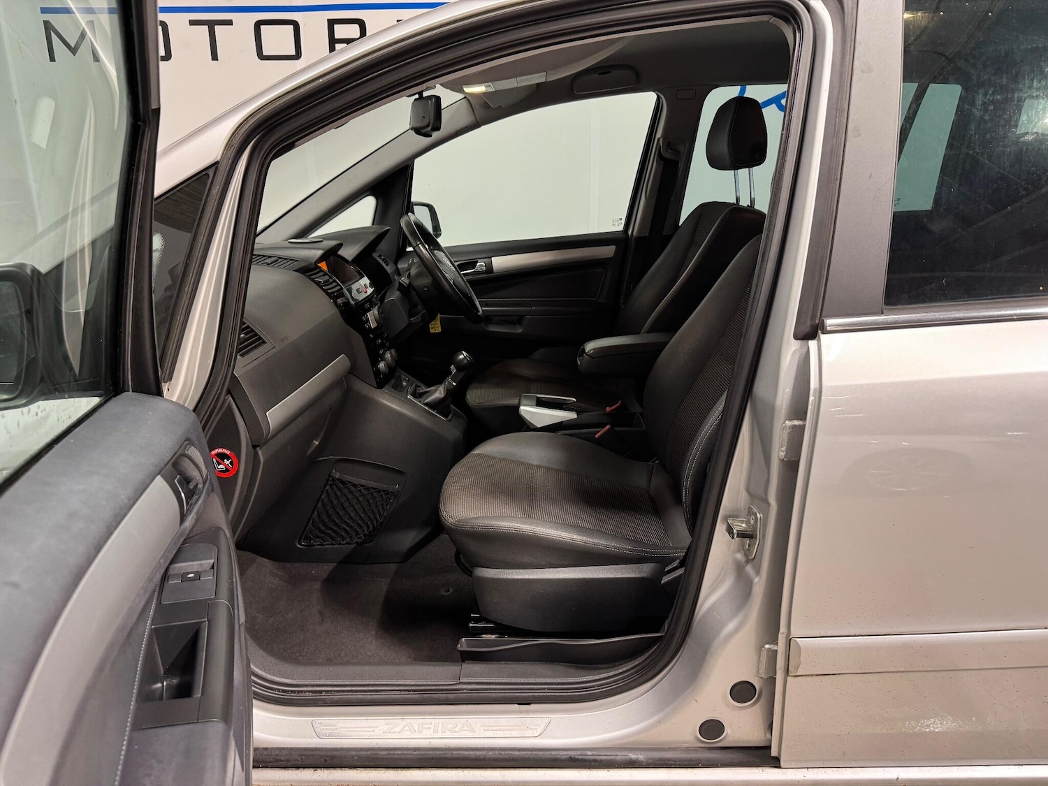 Used Vauxhall Zafira 2011 for sale - 76773546: Photo 11