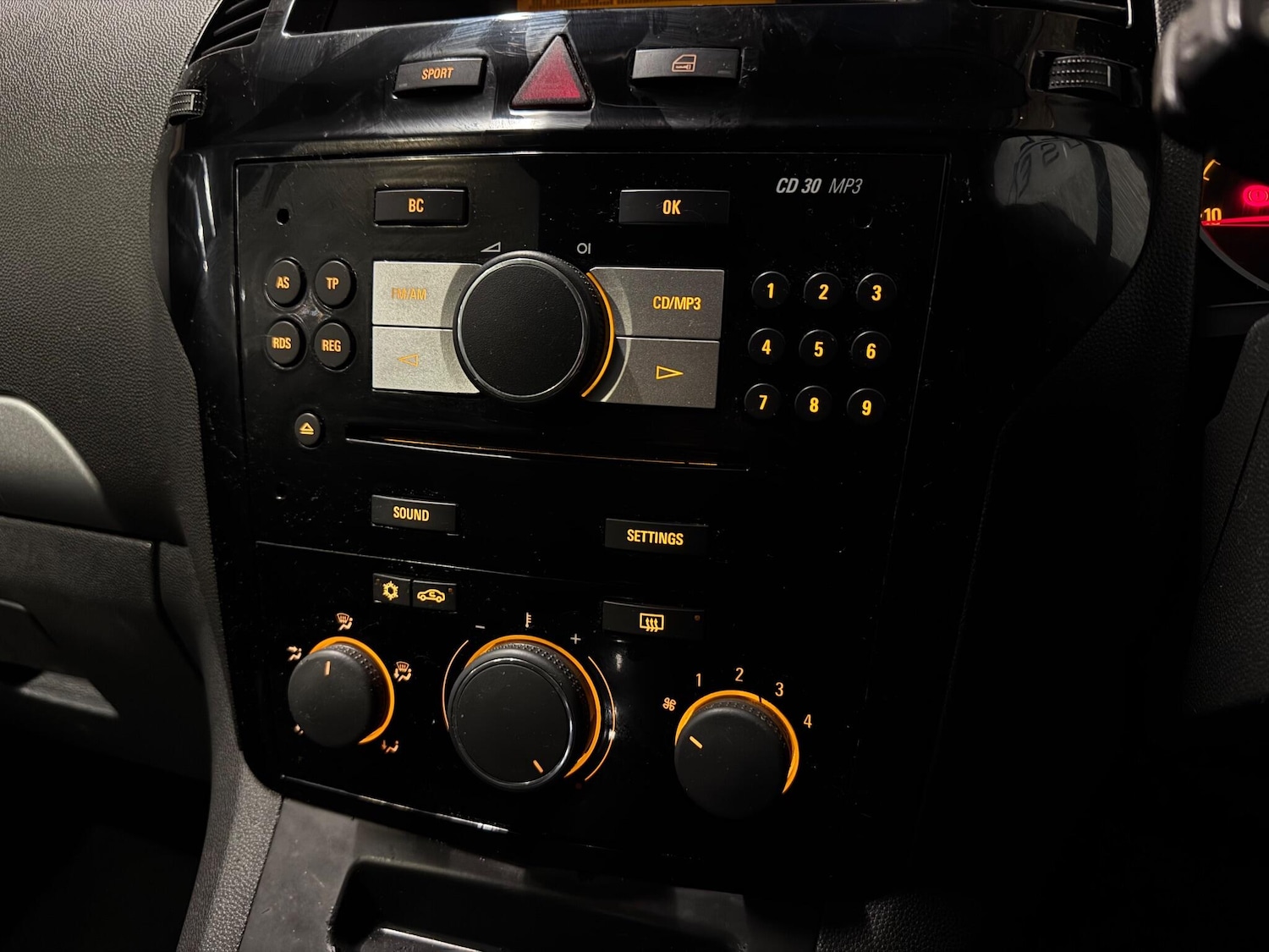 Used Vauxhall Zafira 2011 for sale - 76773546: Photo 17