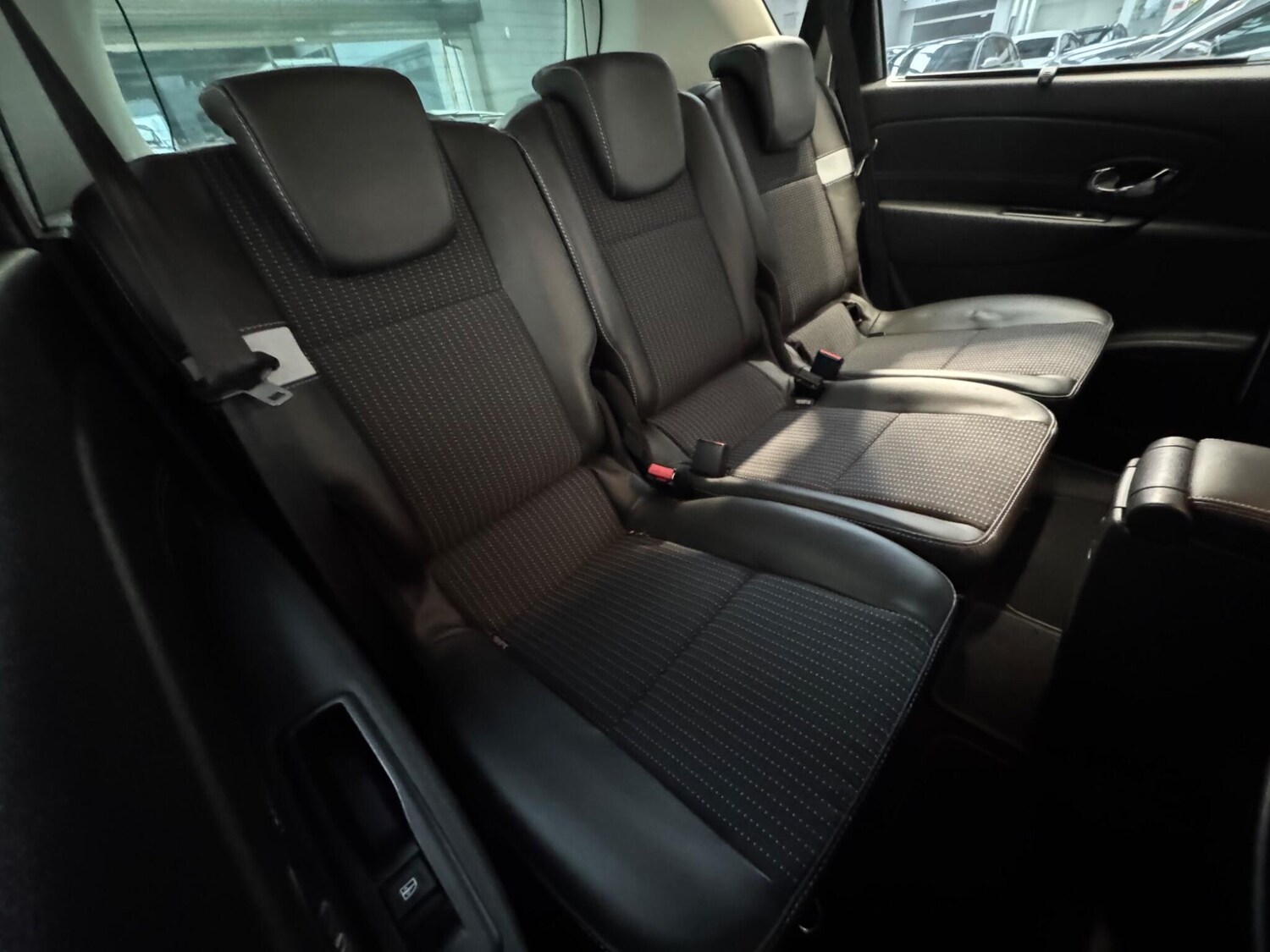 Used Renault Scenic 2013 for sale - 77480315: Photo 13