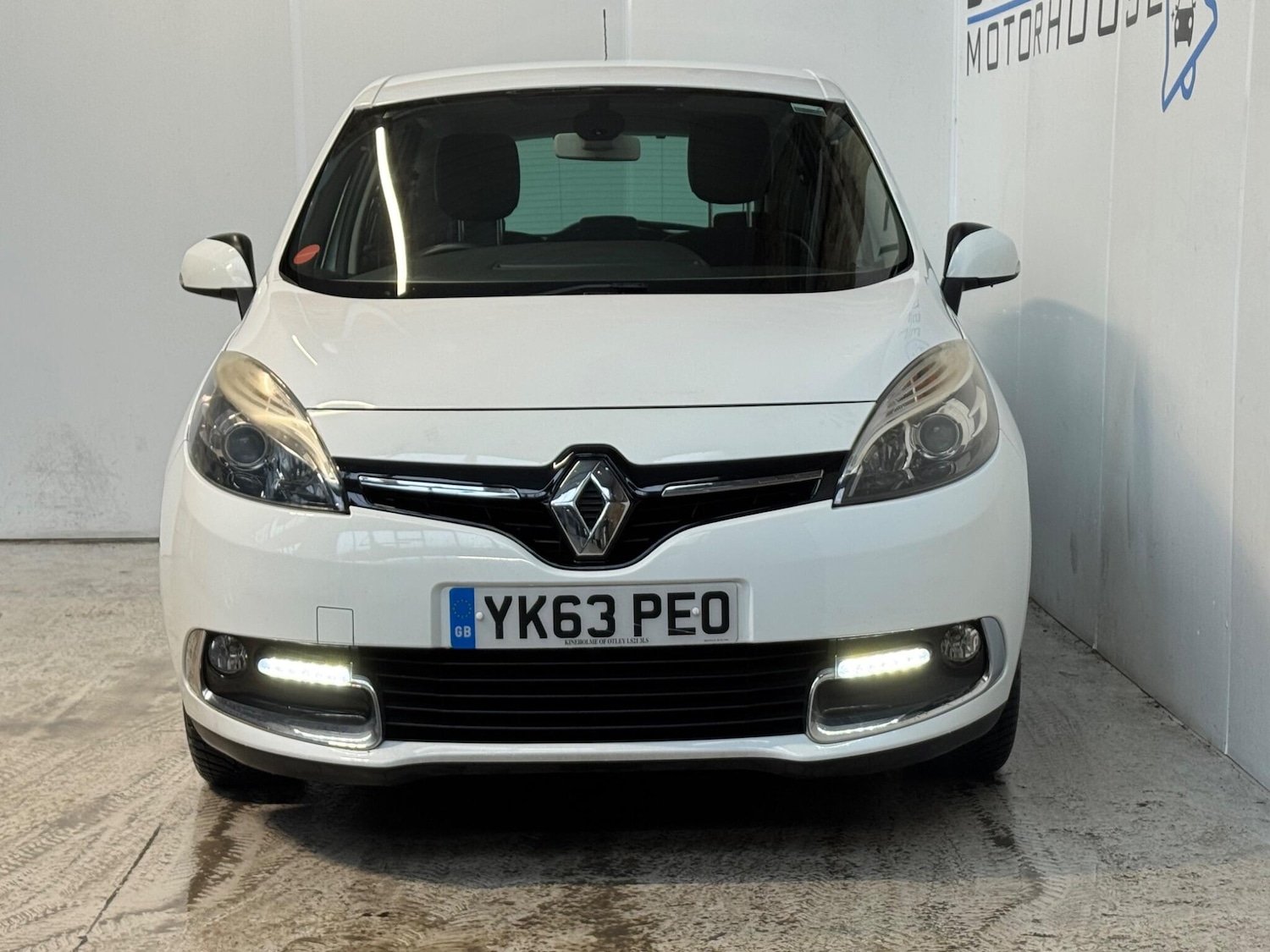 Used Renault Scenic 2013 for sale - 77480315: Photo 2