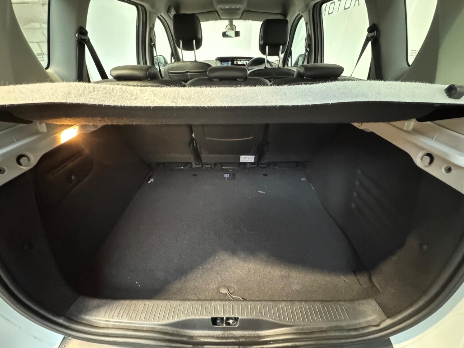 Used Renault Scenic 2013 for sale - 77480315: Photo 24