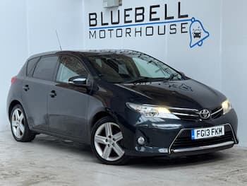 Used Toyota Auris 2013 for sale - 79876102: Photo