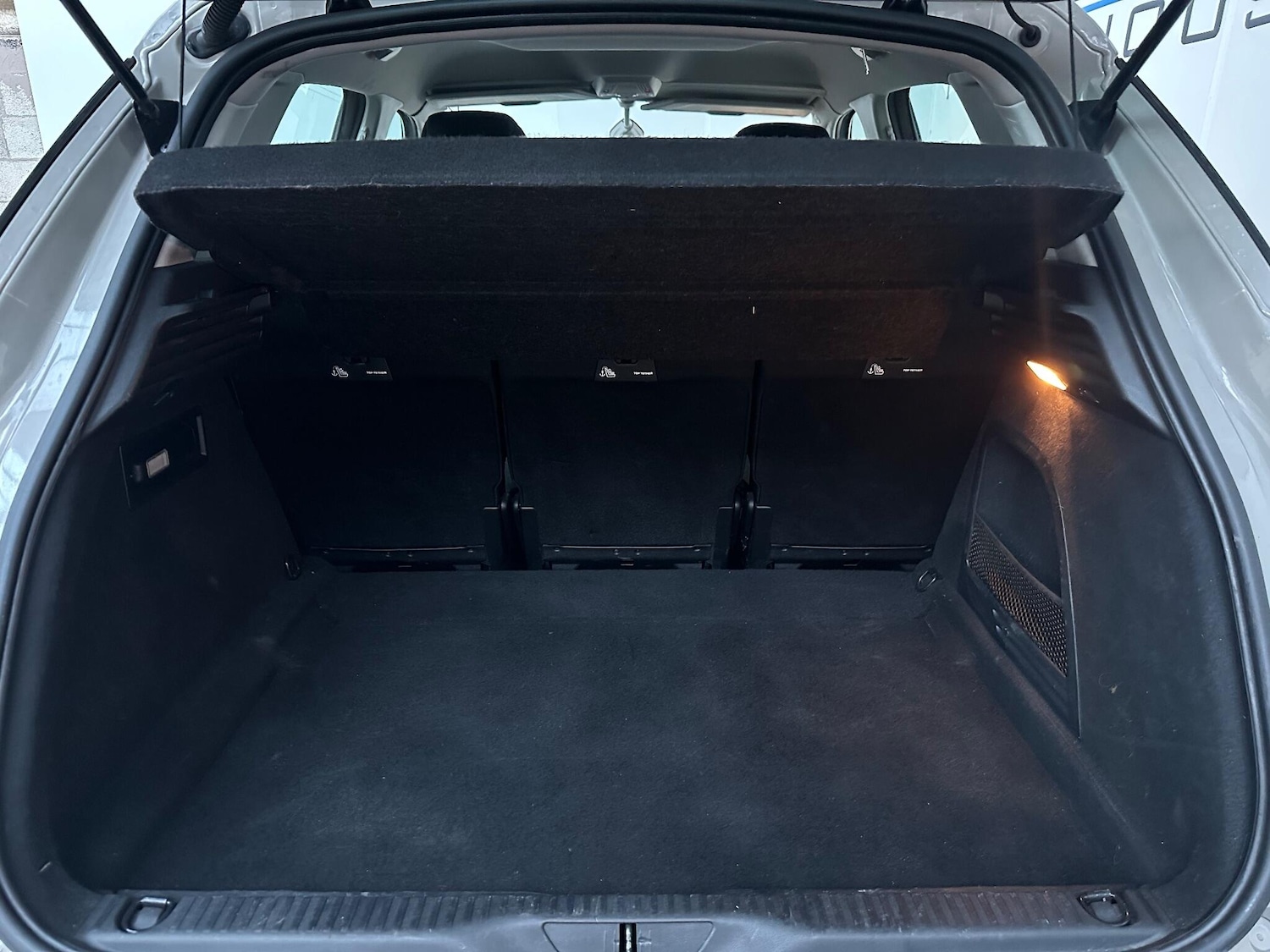 Used Citroen C4 Picasso 2017 for sale - 77232330: Photo 23