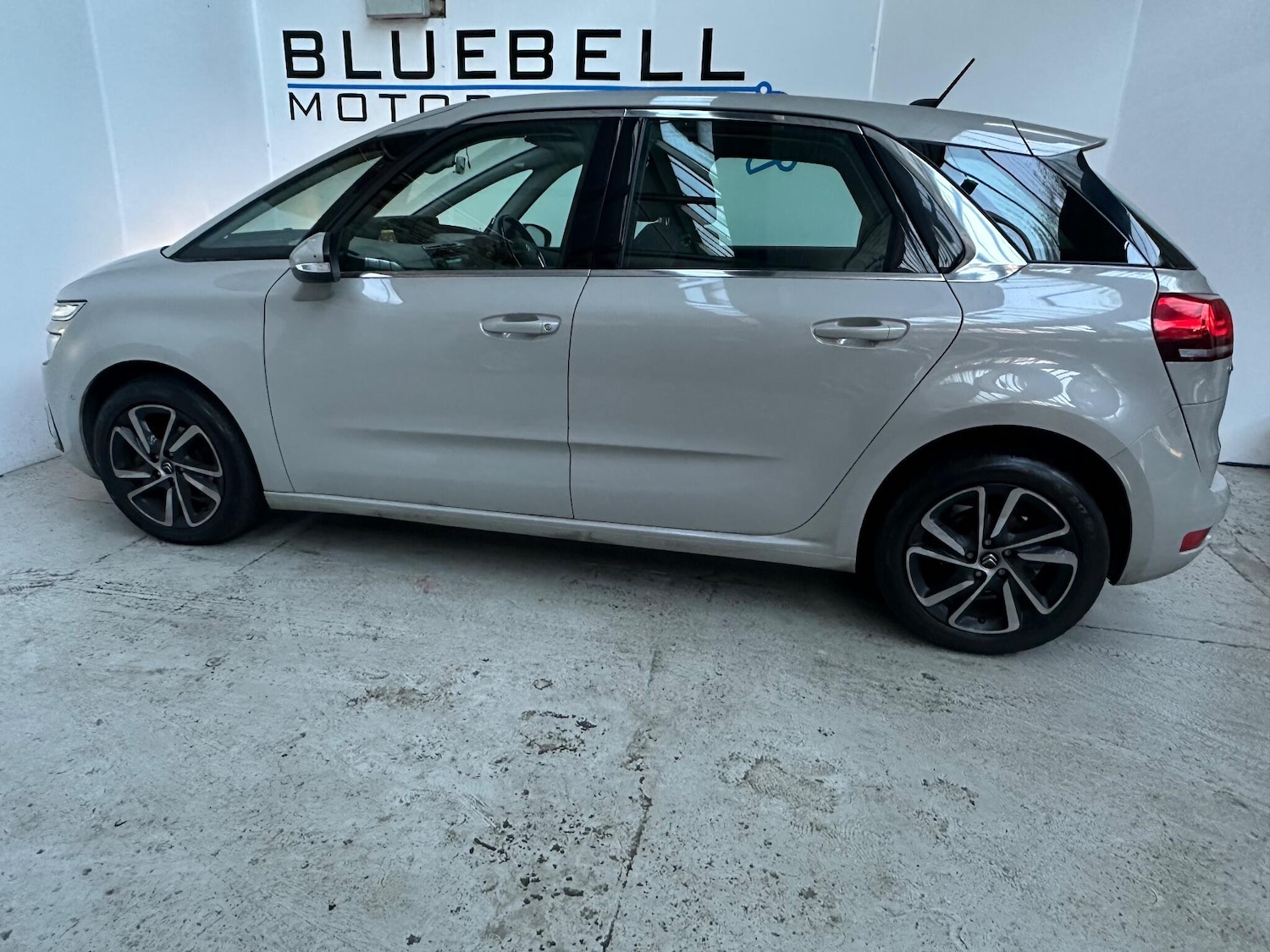 Used Citroen C4 Picasso 2017 for sale - 77232330: Photo 9