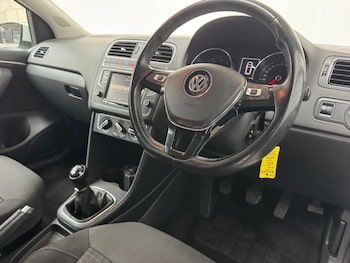 Used Volkswagen Polo 2014 for sale - 78530494: Photo
