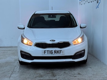 Used Kia Ceed 2016 for sale - 76901628: Photo