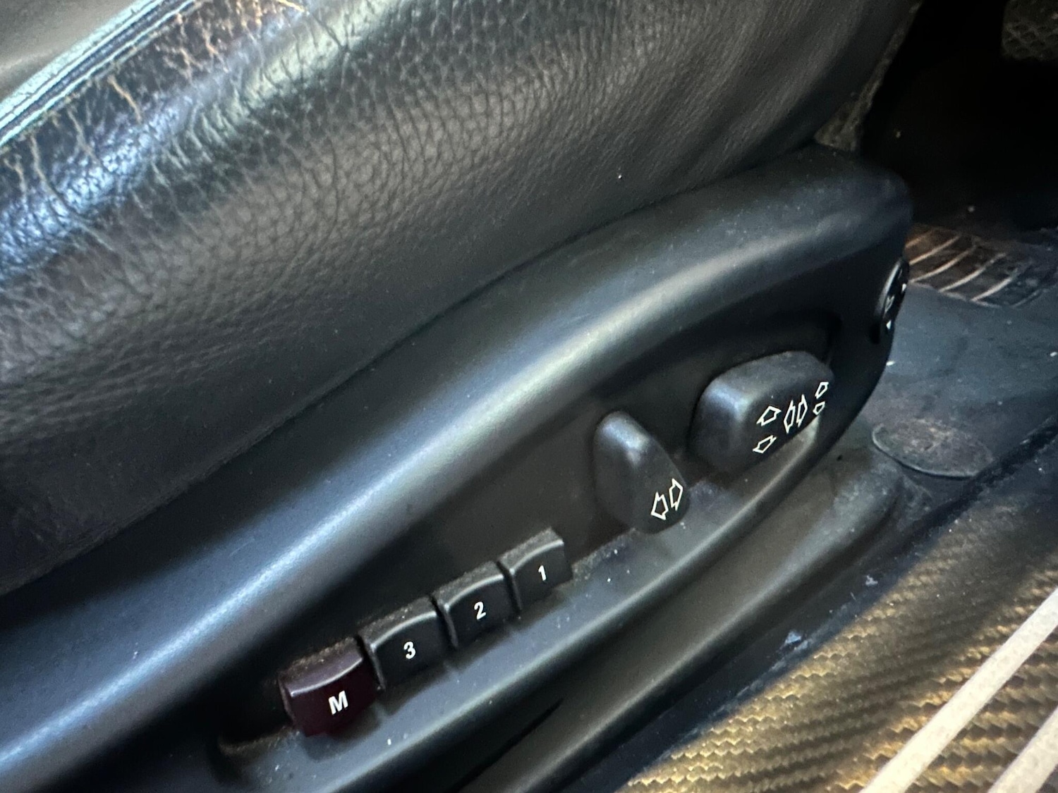 Used BMW 6 Series 2007 for sale - 76648136: Photo 11