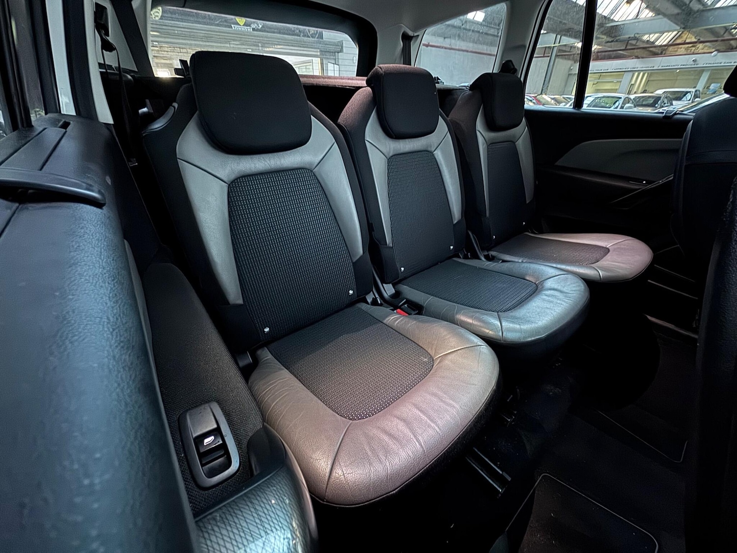 Used Citroen C4 Grand Picasso 2016 for sale - 77099230: Photo 11