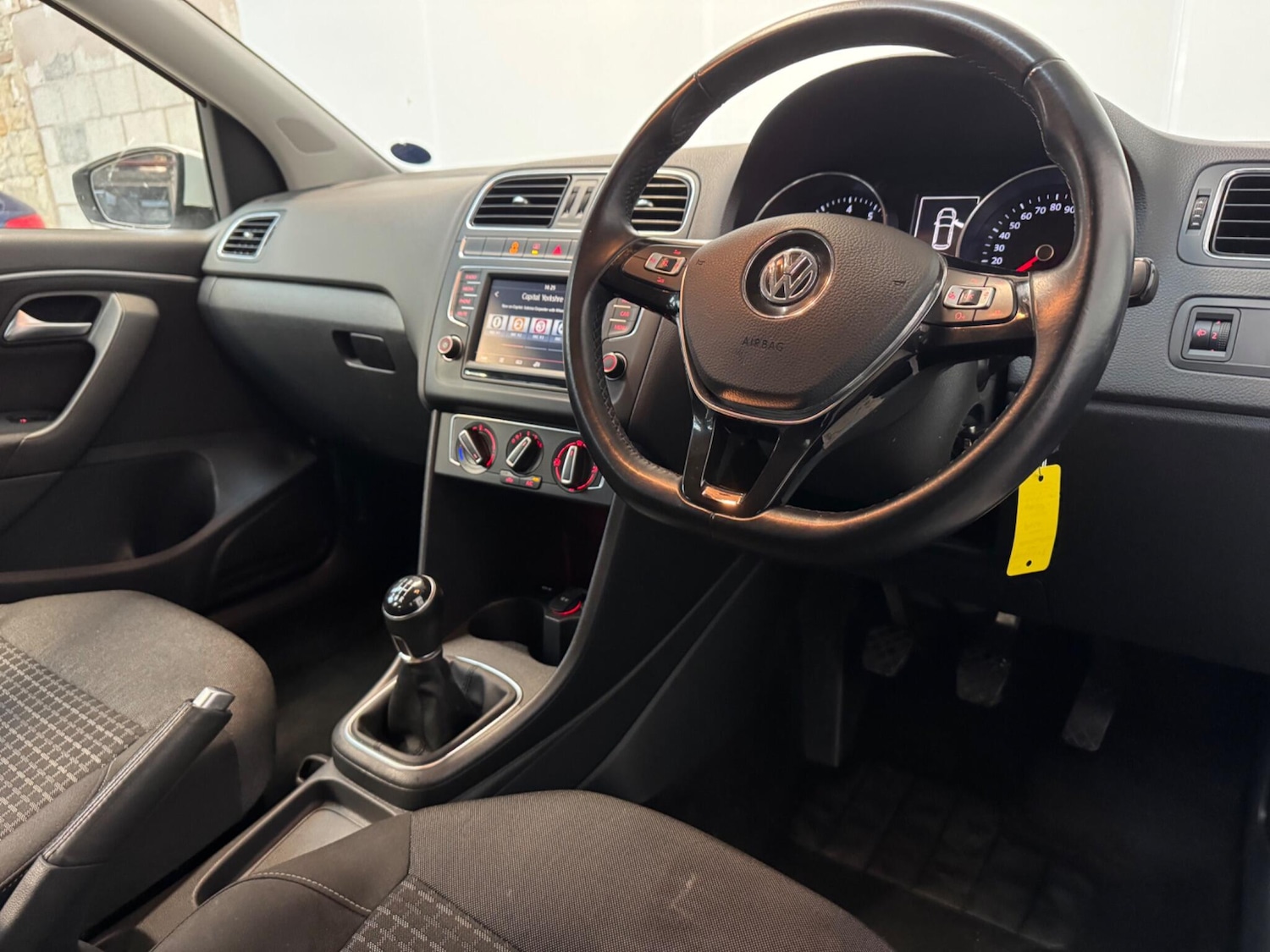 Used Volkswagen Polo 2014 for sale - 77614590: Photo 4