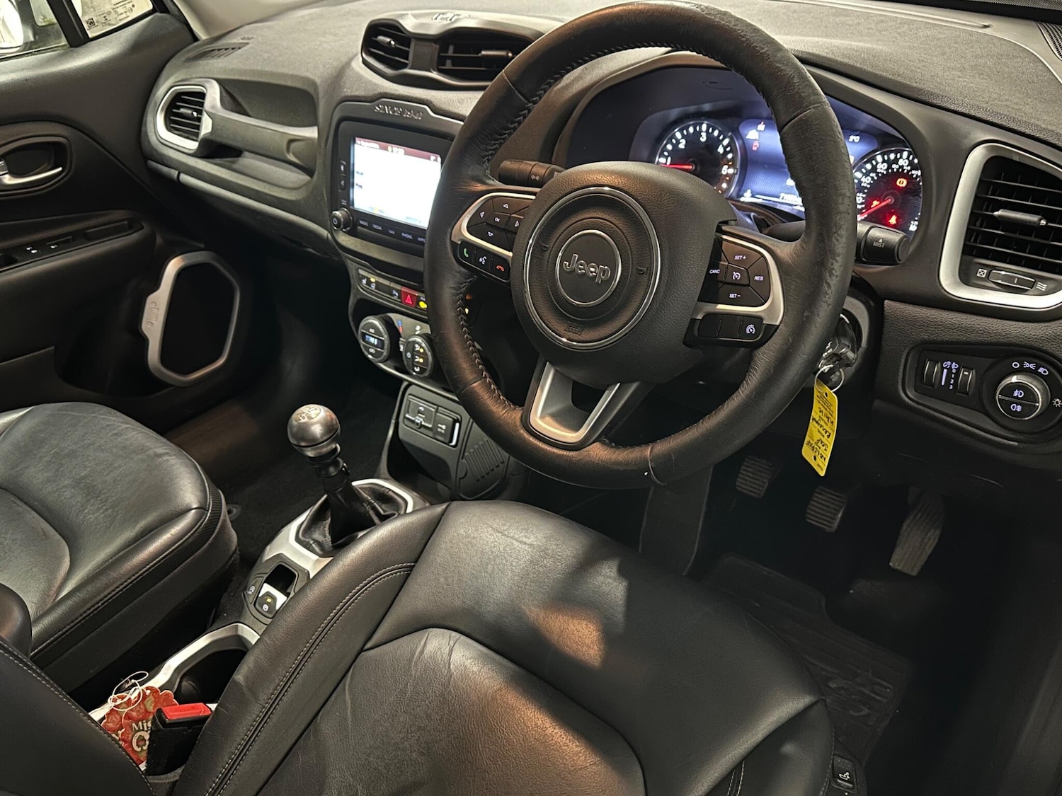 Used Jeep Renegade 2016 for sale - 77428300: Photo 4